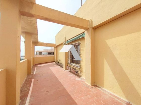 Foto 2 de Àtic en venda a Benalúa de 3 habitacions amb terrassa i garatge