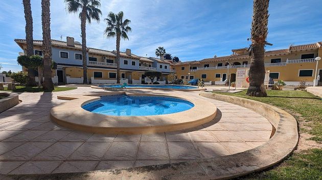 Foto 1 de Chalet en venta en Ciudad Quesada de 2 habitaciones con terraza y piscina