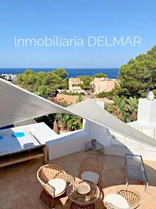 Foto 1 de Casa adosada en venta en Cala Vedella - Cala Tarida - Cala Conta de 3 habitaciones con terraza y piscina