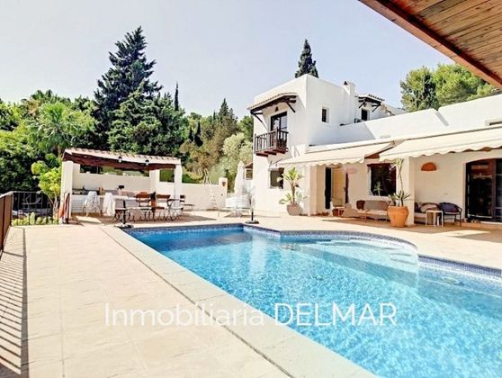 Foto 1 de Casa rural en venda a Santa Eulalia del Río de 6 habitacions amb terrassa i piscina