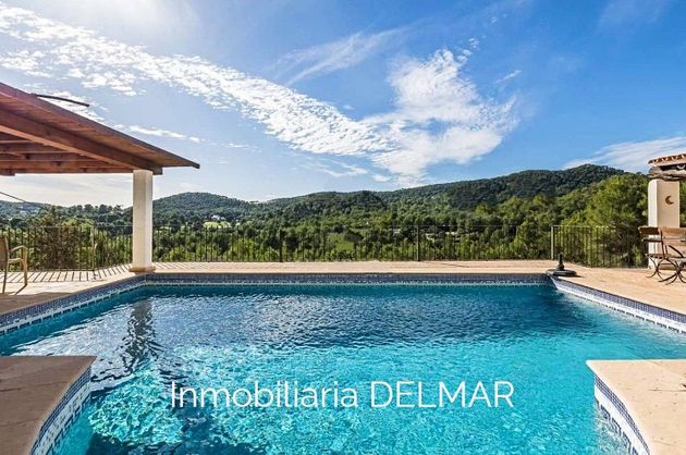 Foto 2 de Casa rural en venda a Santa Eulalia del Río de 6 habitacions amb terrassa i piscina