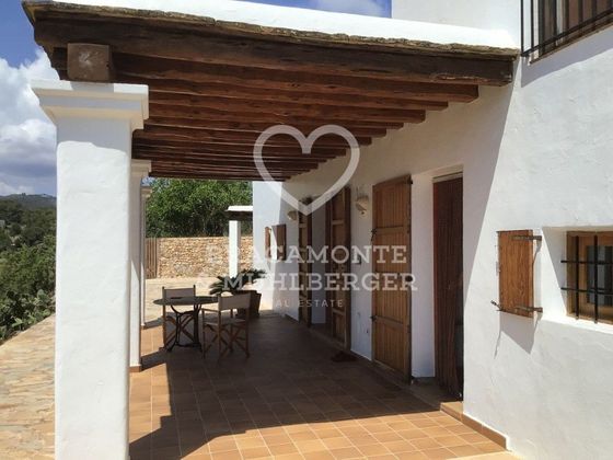 Foto 2 de Chalet en venta en Sant Joan de Labritja de 4 habitaciones con terraza y balcón