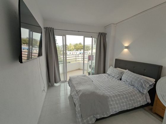 Foto 2 de Venta de piso en Calvià de 2 habitaciones con terraza y piscina