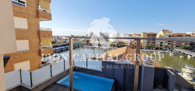 Foto 2 de Àtic en venda a El Perelló - Les Palmeres - Mareny de Barraquetes de 2 habitacions amb terrassa i piscina