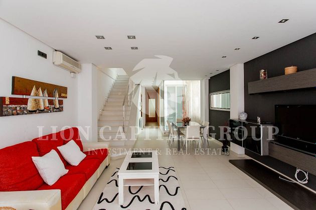 Foto 2 de Casa adossada en venda a Sant Antoni de 4 habitacions amb terrassa i garatge