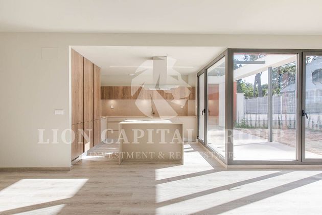 Foto 1 de Xalet en venda a Campolivar de 4 habitacions amb piscina i garatge