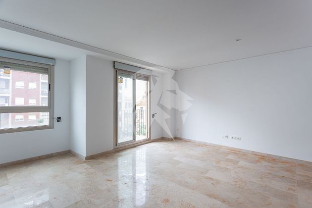 Foto 2 de Venta de piso en Algemesí de 3 habitaciones con balcón y aire acondicionado