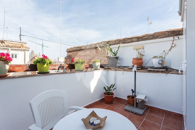 Foto 1 de Venta de ático en El Pilar de 2 habitaciones con terraza y aire acondicionado