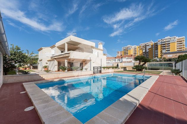 Foto 1 de Venta de chalet en Canet d´En Berenguer de 6 habitaciones con terraza y piscina