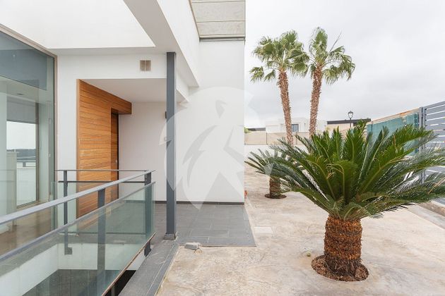 Foto 2 de Chalet en venta en Nueva Santa Barbara - Cruz de Gracia de 4 habitaciones con terraza y piscina