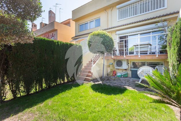 Foto 1 de Casa en venda a Campolivar de 3 habitacions amb terrassa i piscina