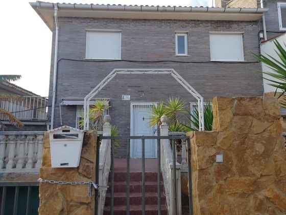 Foto 1 de Venta de chalet en Catadau de 4 habitaciones con terraza y garaje