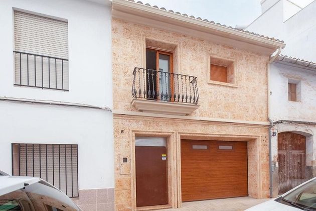 Foto 1 de Venta de casa en Alcúdia (l´) de 4 habitaciones con terraza y garaje