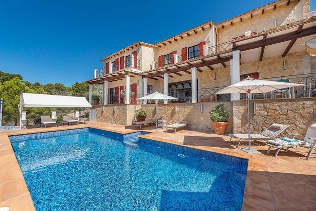Foto 2 de Venta de casa en Calvià de 3 habitaciones con terraza y piscina