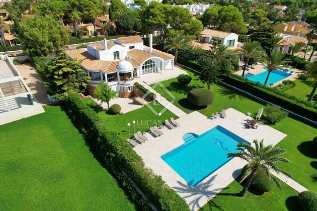 Foto 1 de Casa en venda a Cala Blanca de 7 habitacions amb terrassa i piscina
