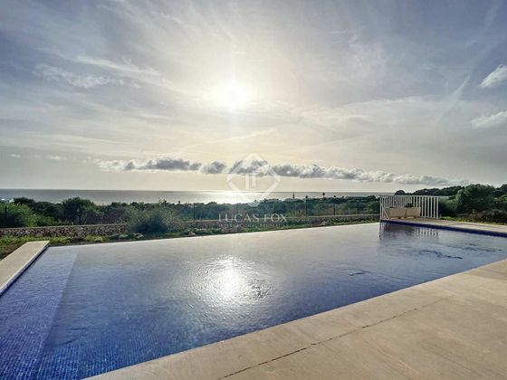 Foto 2 de Casa en venda a Sant Lluís de 3 habitacions amb terrassa i piscina