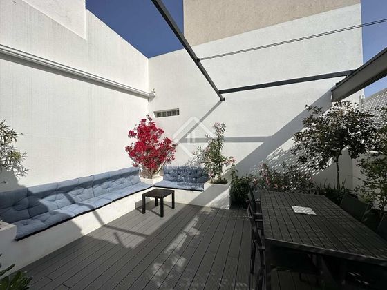Foto 1 de Casa en venda a Cala Blanca de 4 habitacions amb terrassa i jardí