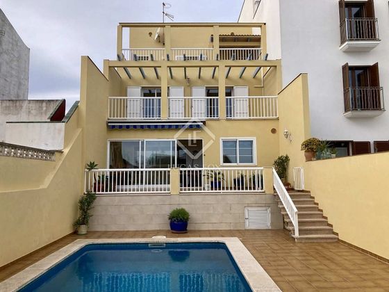 Foto 2 de Casa en venda a Maó de 5 habitacions amb terrassa i piscina