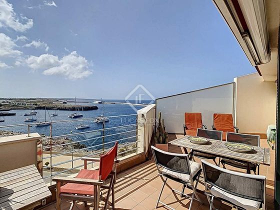 Foto 1 de Ático en venta en Ciutadella de 2 habitaciones con terraza y piscina
