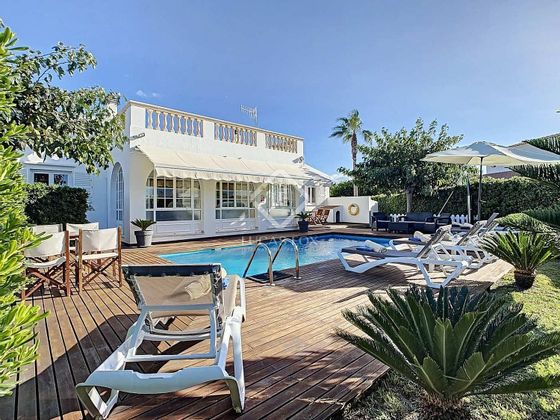 Foto 2 de Casa en venda a Cala En Bosch-Serpentona de 3 habitacions amb terrassa i piscina