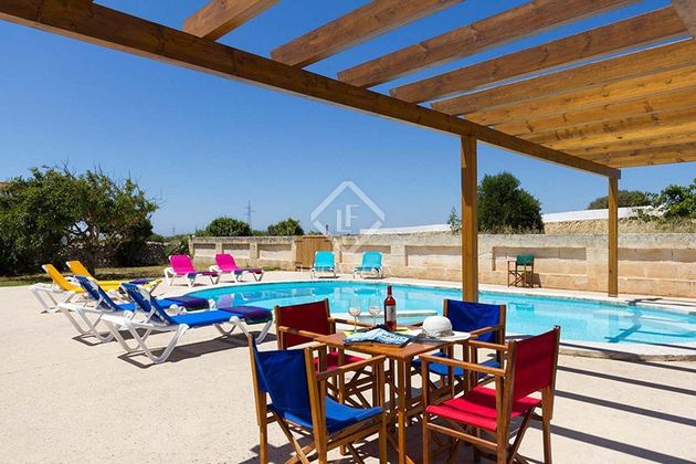 Foto 2 de Casa rural en venda a Alaior de 4 habitacions amb terrassa i piscina