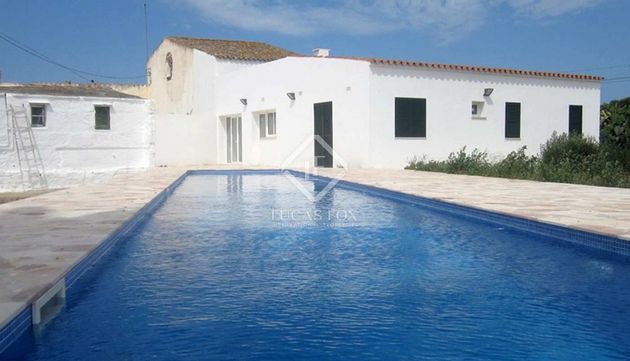 Foto 2 de Casa rural en venda a Cala En Bosch-Serpentona de 7 habitacions amb terrassa i piscina
