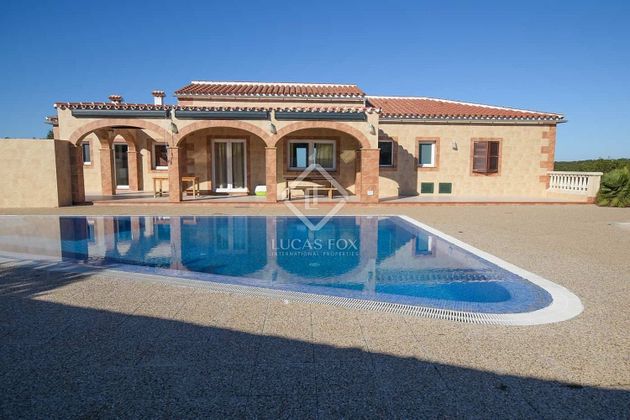 Foto 2 de Casa rural en venta en Cala Morell de 5 habitaciones con terraza y piscina