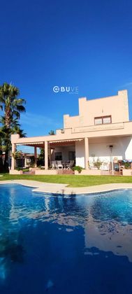 Foto 1 de Casa en venda a El Higuerón de 5 habitacions amb terrassa i piscina