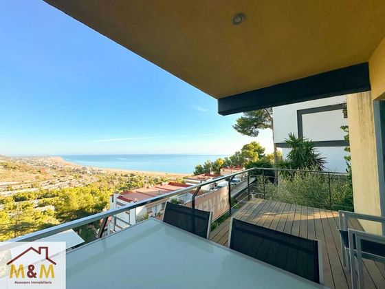Foto 1 de Casa en venda a Botigues de Sitges - Garraf de 5 habitacions amb terrassa i piscina
