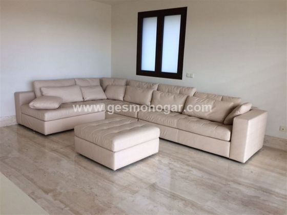 Foto 2 de Alquiler de piso en La Bonanova - Portopí de 3 habitaciones con terraza y muebles