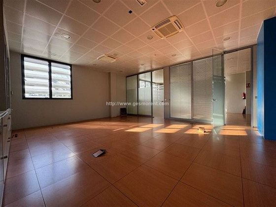Foto 1 de Oficina en alquiler en Establiments - Son Espanyol - Son Sardina con terraza y ascensor