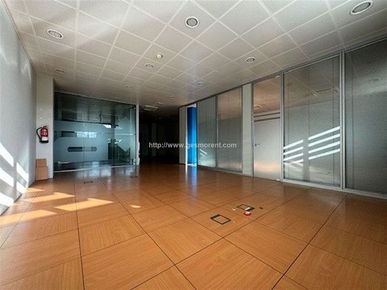 Foto 2 de Oficina en alquiler en Establiments - Son Espanyol - Son Sardina con terraza y ascensor