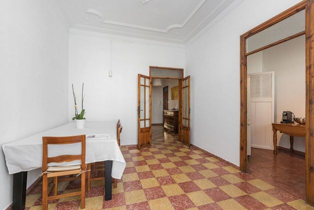 Foto 1 de Venta de piso en Arxiduc - Bons Aires de 4 habitaciones con terraza