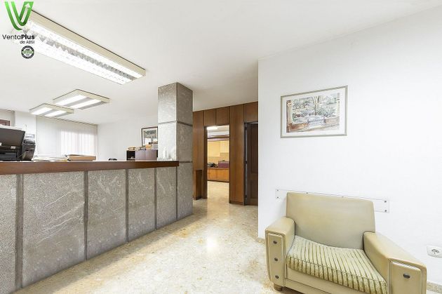 Foto 1 de Oficina en venda a Arxiduc - Bons Aires amb aire acondicionat i ascensor