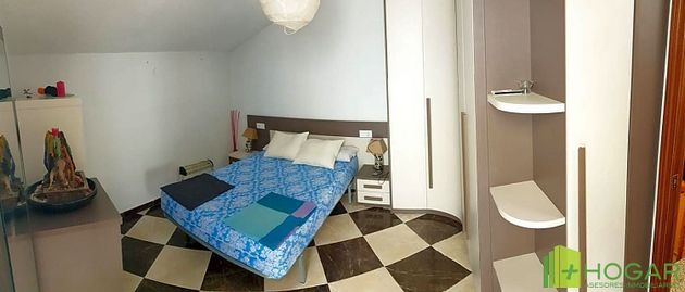 Foto 2 de Dúplex en alquiler en calle Arroyo de San Pedro de 3 habitaciones con terraza y muebles