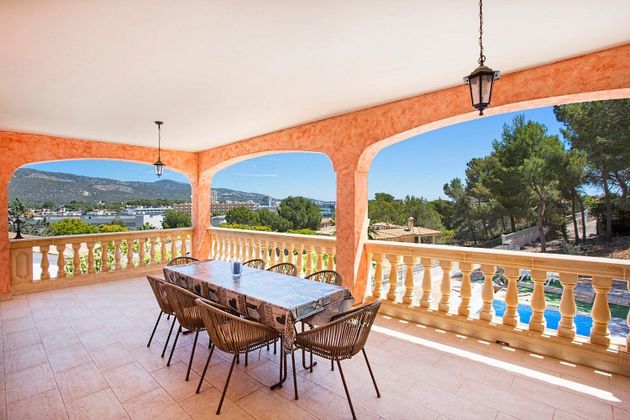 Foto 2 de Venta de chalet en Palmanova de 4 habitaciones con terraza y piscina