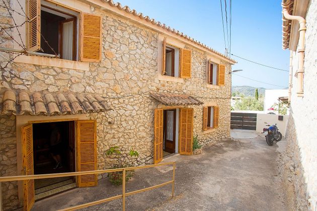 Foto 1 de Venta de chalet en Calvià de 4 habitaciones con terraza y calefacción
