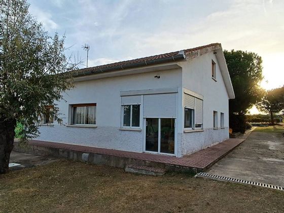 Foto 2 de Casa en venda a Pedrezuela de 4 habitacions amb piscina i garatge