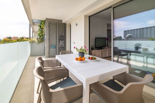 Foto 2 de Piso en venta en Amanecer - L'Olivera de 3 habitaciones con terraza y piscina