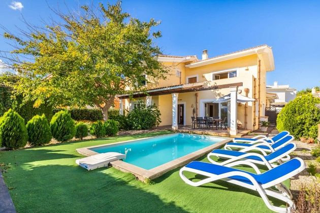 Foto 1 de Xalet en venda a Barcarés - Manresa - Bonaire de 5 habitacions amb terrassa i piscina