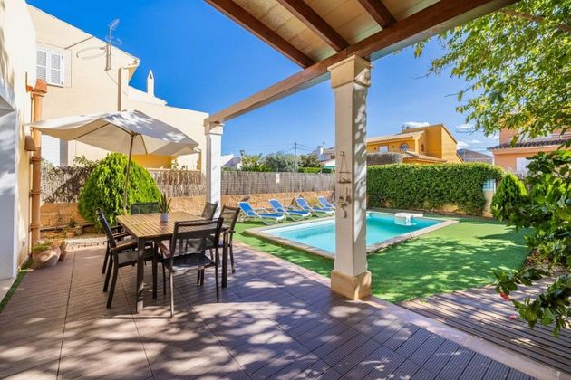 Foto 2 de Xalet en venda a Barcarés - Manresa - Bonaire de 5 habitacions amb terrassa i piscina