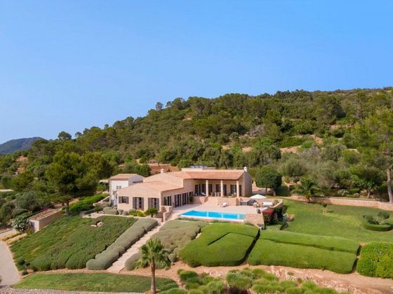 Foto 1 de Casa rural en venda a Sant Llorenç des Cardassar de 5 habitacions amb piscina i garatge