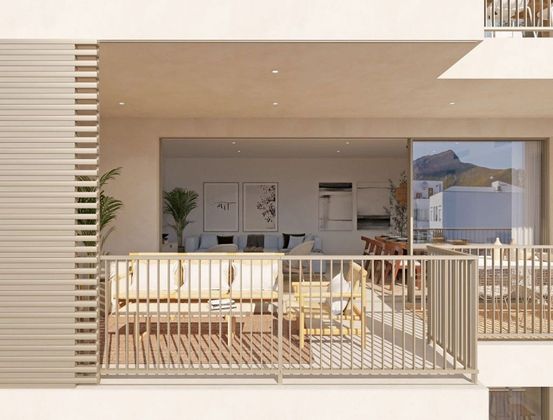 Foto 1 de Piso en venta en Port de Pollença de 3 habitaciones con terraza y piscina