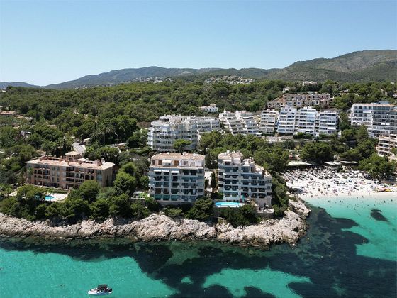Foto 1 de Piso en venta en Cas Catala - Illetes de 4 habitaciones con terraza y piscina