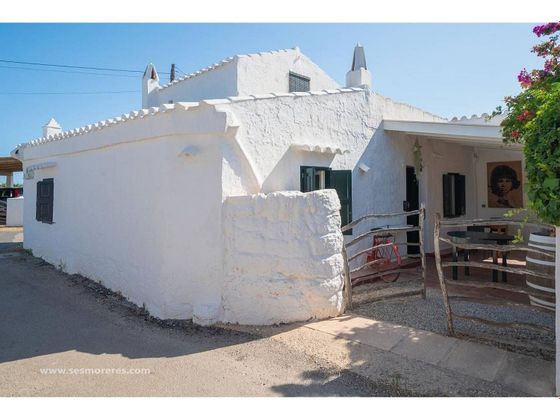 Foto 1 de Casa rural en venda a Sant Lluís de 3 habitacions amb terrassa i piscina