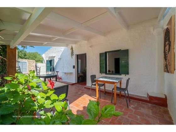 Foto 2 de Casa rural en venda a Sant Lluís de 3 habitacions amb terrassa i piscina