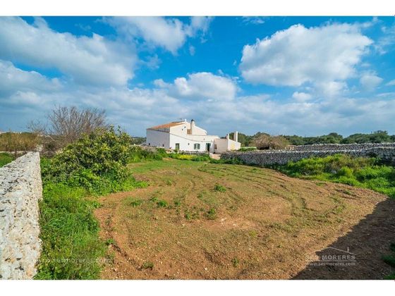 Foto 1 de Casa rural en venda a Sant Lluís de 3 habitacions amb terrassa i jardí