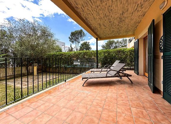 Foto 1 de Pis en venda a calle Del Pinsà de 4 habitacions amb terrassa i piscina