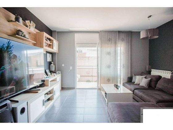 Foto 2 de Pis en venda a Eixample Sud – Migdia de 4 habitacions amb calefacció i ascensor