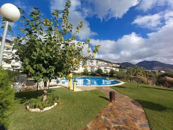 Foto 1 de Pis en venda a Zona el Higuerón de 3 habitacions amb terrassa i piscina